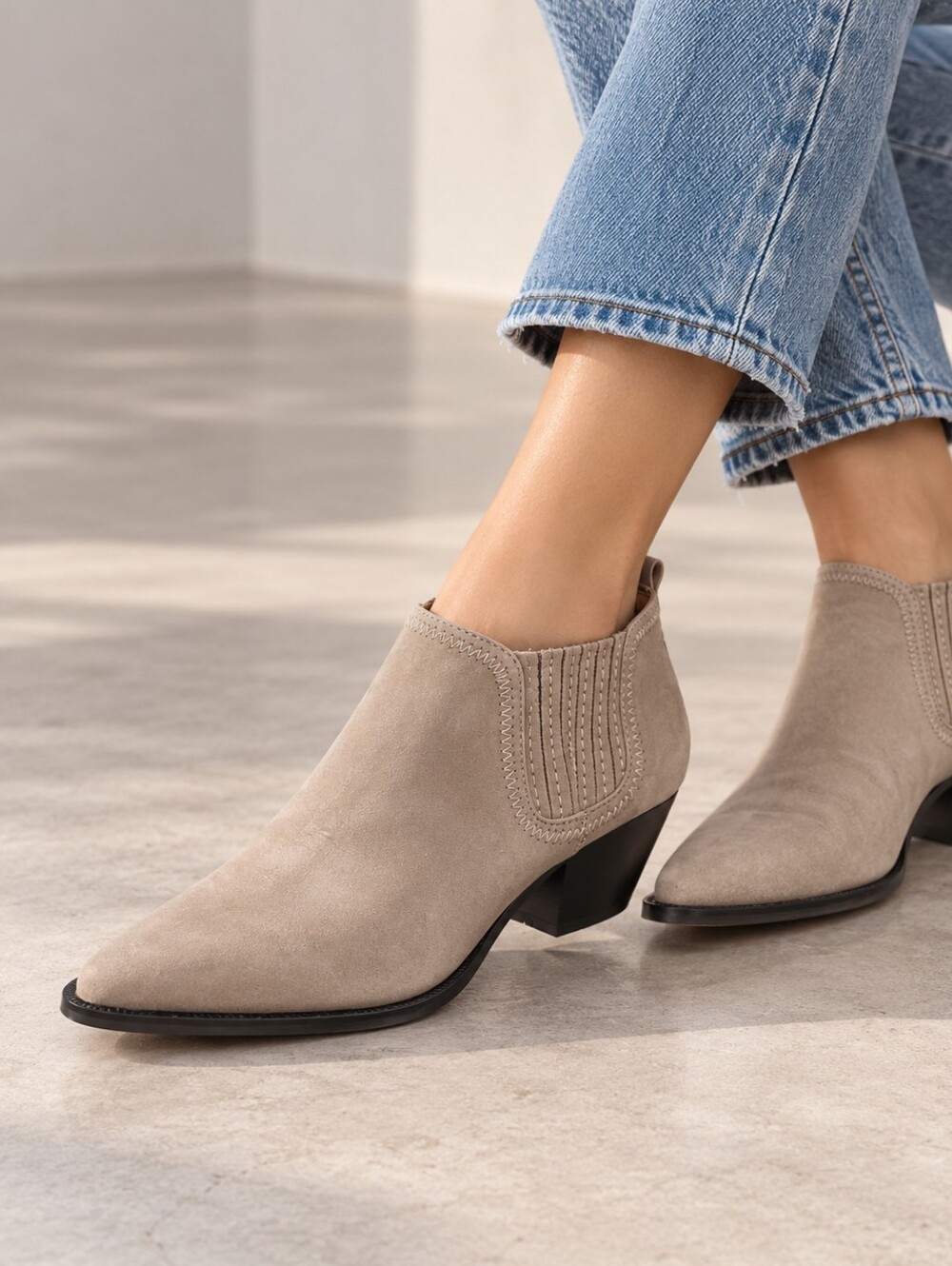Schutz Jaqueline Gray Leather Ankle Boots Size 10.5